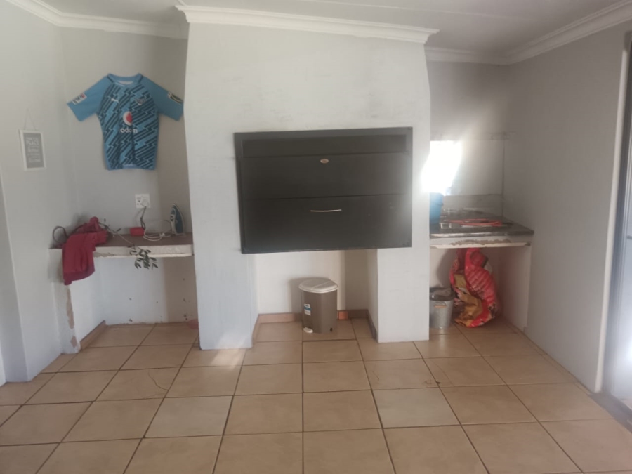 4 Bedroom Property for Sale in Hadison Park Northern Cape
